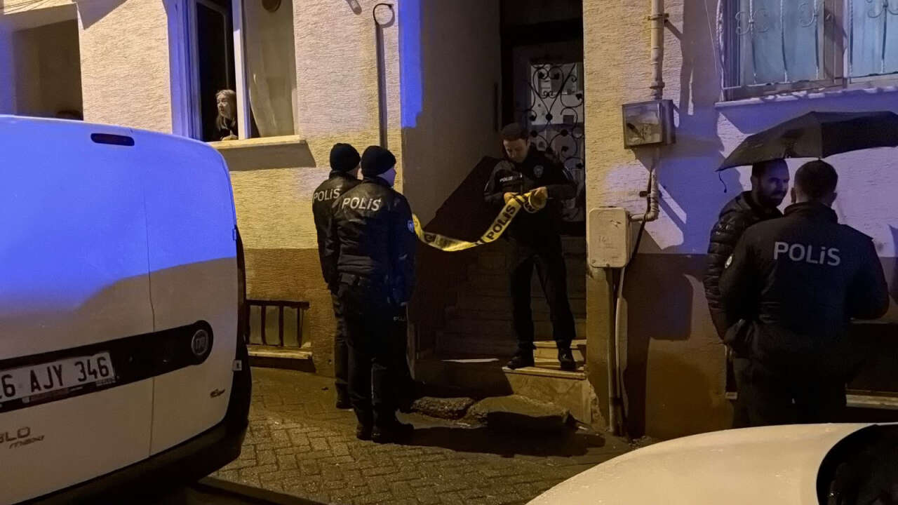 Evde kanlı kavga! Osman Koçak öldü, sevgilisi gözaltına alındı 5